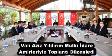 vali_aziz_yildirim_mulki_idare_amirleriyle_toplanti_duzenledi_h55647_9d214