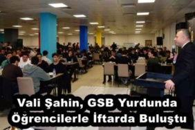 vali_sahin_gsb_yurdunda_ogrencilerle_iftarda_bulustu_h57175_3ecd2