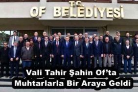 vali_tahir_sahin_ofta_muhtarlarla_bir_araya_geldi_h56960_42dba
