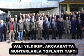 vali_yildirim_akcaabat_ta_muhtarlarla_toplanti_yapti_h51224_2fded