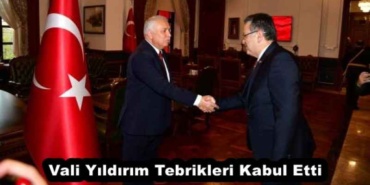 vali_yildirim_tebrikleri_kabul_etti_h55204_05479